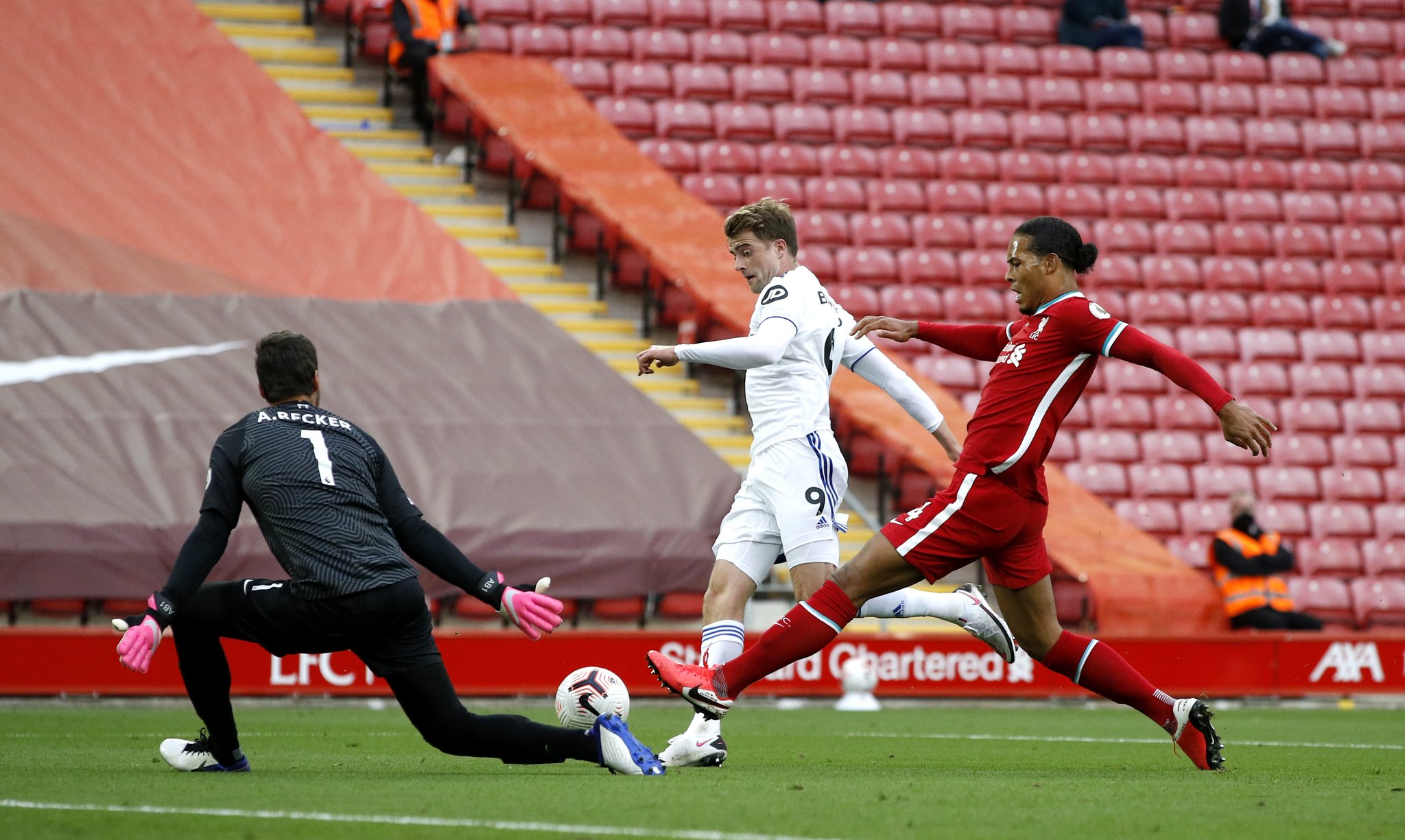 更让我们对 更让我们对